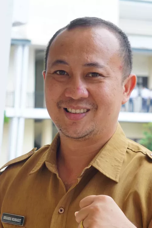 Marchendy Brando Rumagit